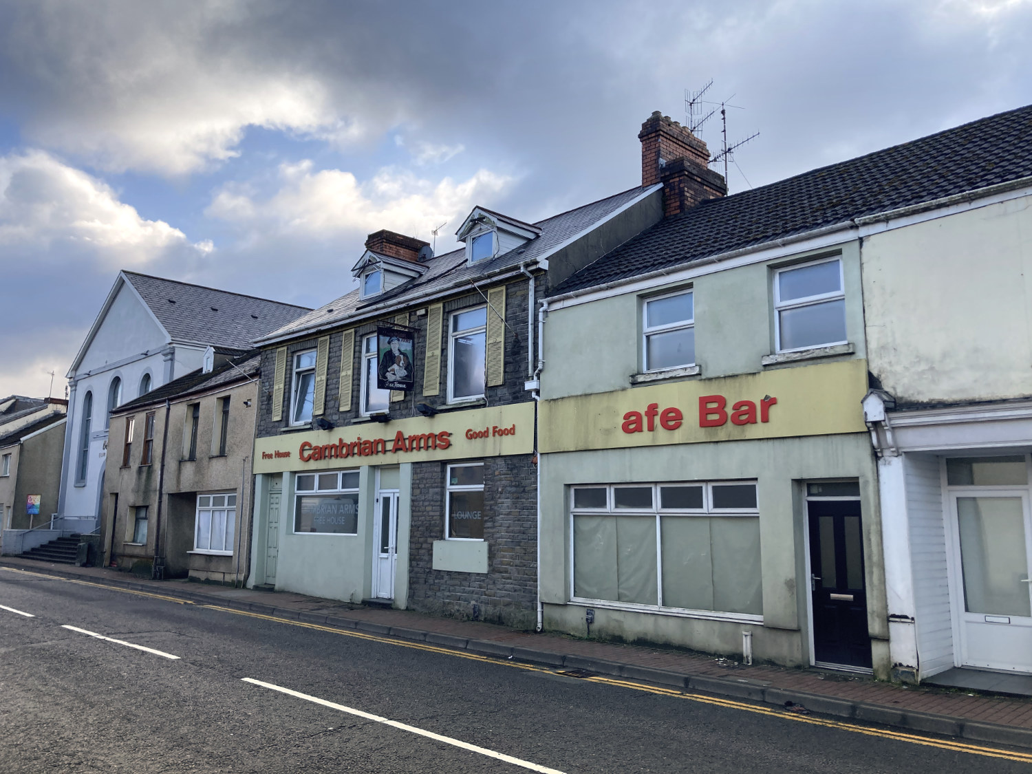 Neath – Cambrian Arms – Licenced | Properties